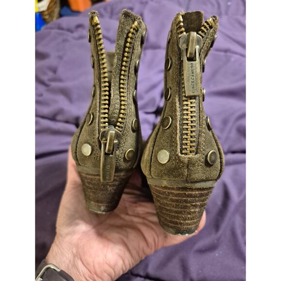 Vince Camuto Cinza Army Green Studded Ankle Boots - Picture 7 of 7